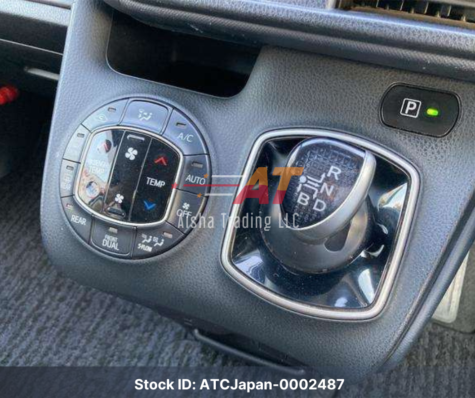 2015 Toyota Noah
